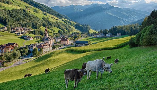 Wellnessglück, wo die Gipfel den Himmel berühren